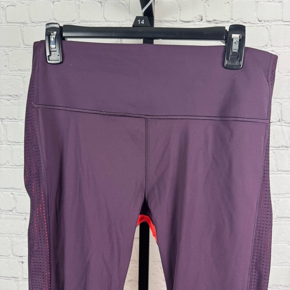 Athleta Hiit It Mesh Capri Purple Size Large - Picture 2 of 10